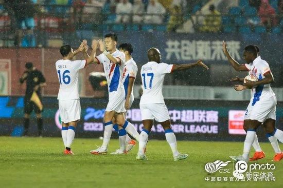 电影频道推出AI影像人才优选计划 打造6支AI短片 2024-04-11 集聚AI影像人才和优质作品，探索人工智能与电影创作的未来，电影频道“AI影像人才优选计划”即将发布！