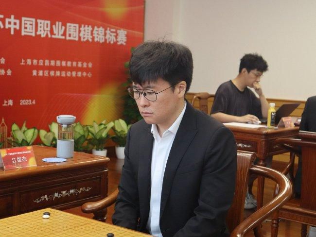 被客人c得站不起来