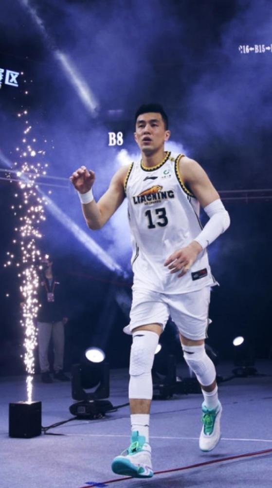 《远去的牧歌》呈现草原生态文化 传承环保理念 2019-04-17 首部聚焦我国新疆草原牧民迁徙的电影《远去的牧歌》正在全国热映，自电影上映以来口碑好评不断，纪实性的镜头记录呈现真实草原生态文化，片中体现的生态环保理念引全面热议，获观众大赞。